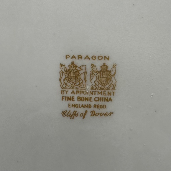 Paragon Cliffs of Dover 7" Dessert Plates(Set of 3) Bone China England - Picture 5 of 5
